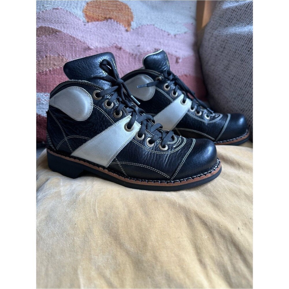 28 Sport Niceto M2812 Black and White Leather Lace-Up Ankle Boots